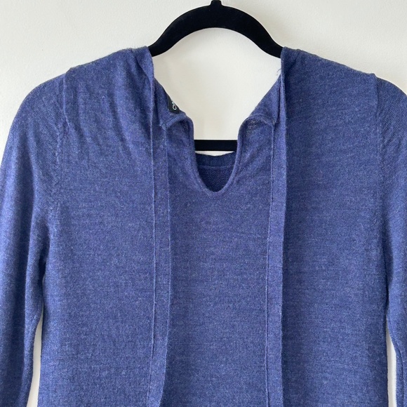 Cynthia Rowley 100% Merino Wool Blue Crewneck Tie Back Sweater - Picture 12 of 16